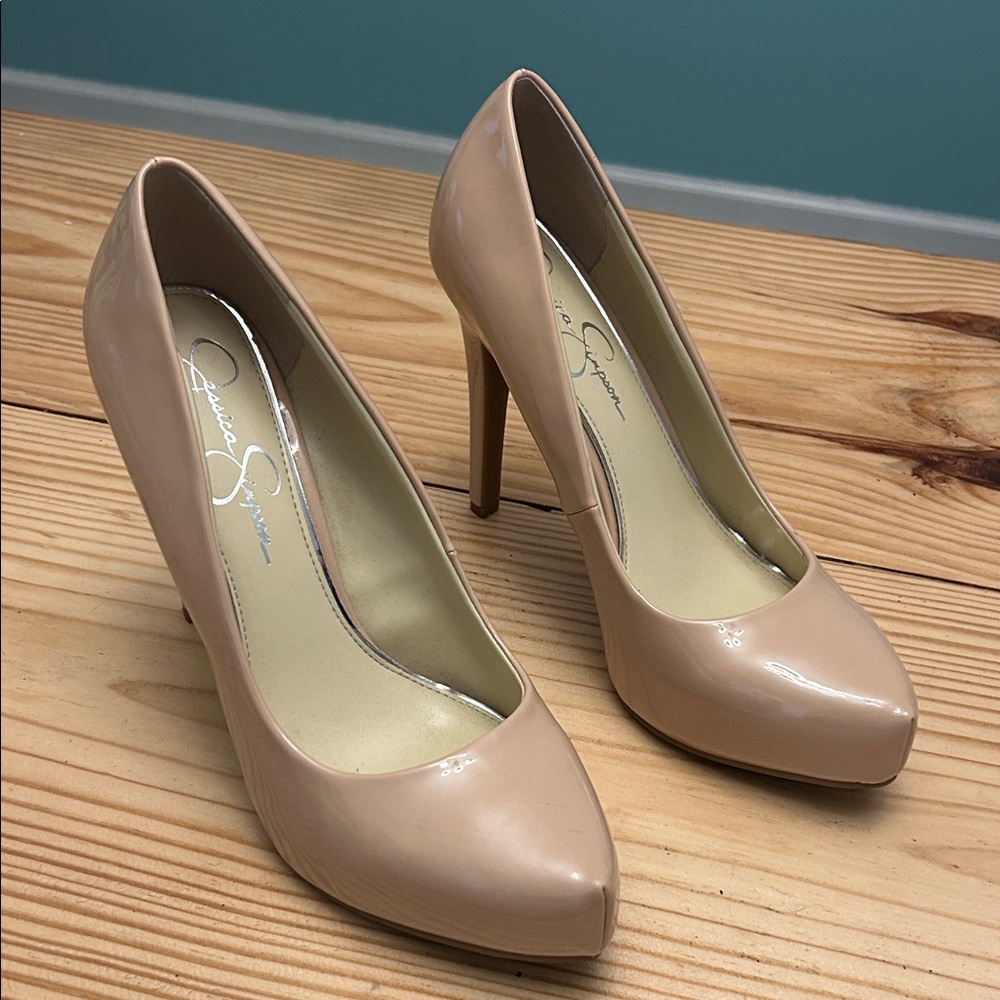 Jessica Simpson Nude Patent Heels